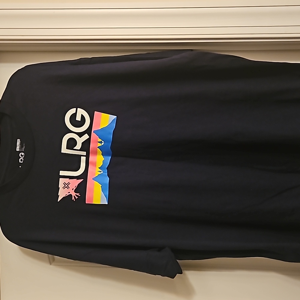LRG Men Tshirt
